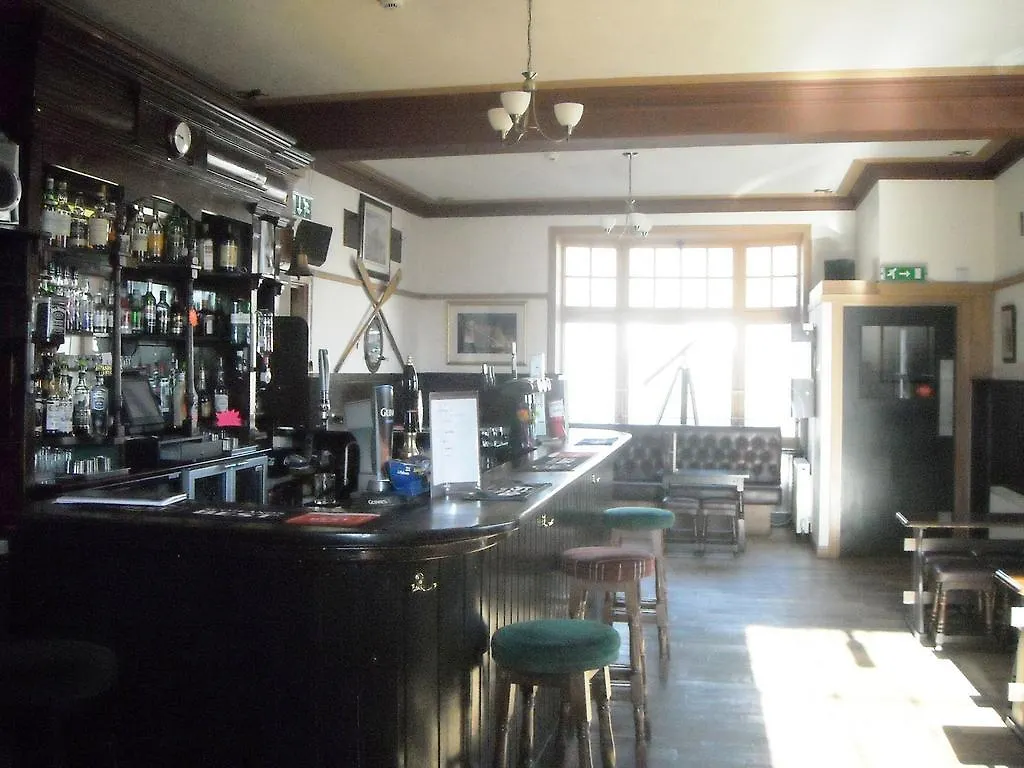 The Albert Hotel North Queensferry