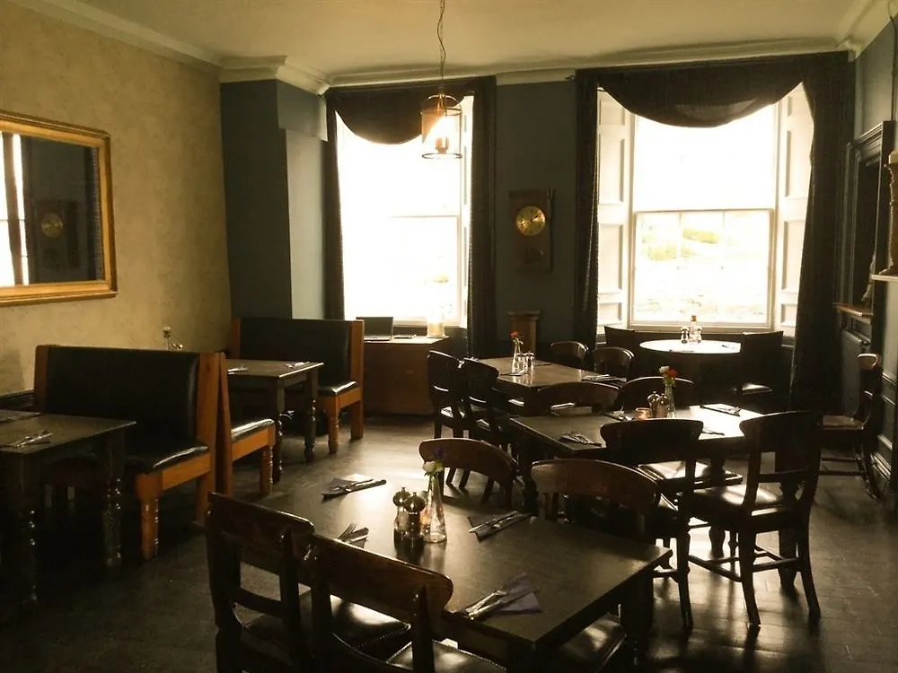 The Albert Hotel North Queensferry 3*,