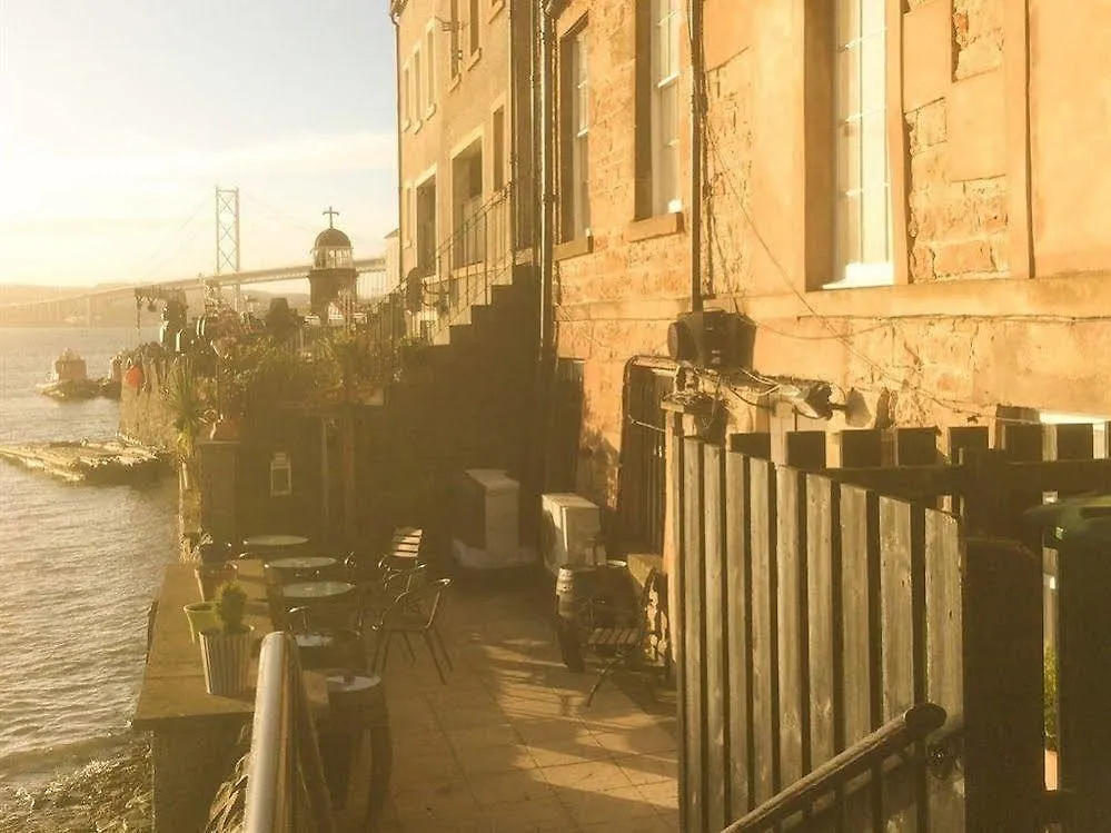 The Albert Hotel North Queensferry 3*,  United Kingdom
