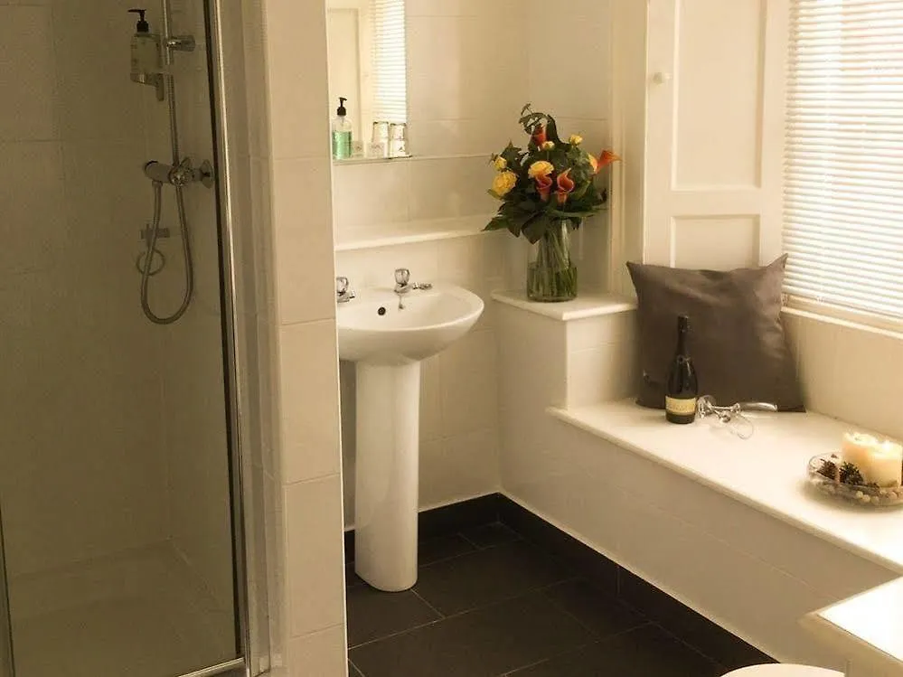 The Albert Hotel North Queensferry United Kingdom